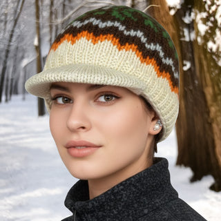 Gangapurna Lambswool Snowflake Fleece-Lined Visor Beret