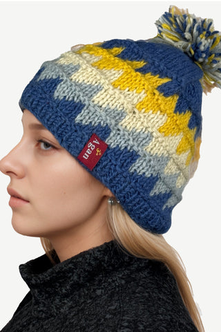 Bidur Two-Tone Crochet Sheep Wool Hat